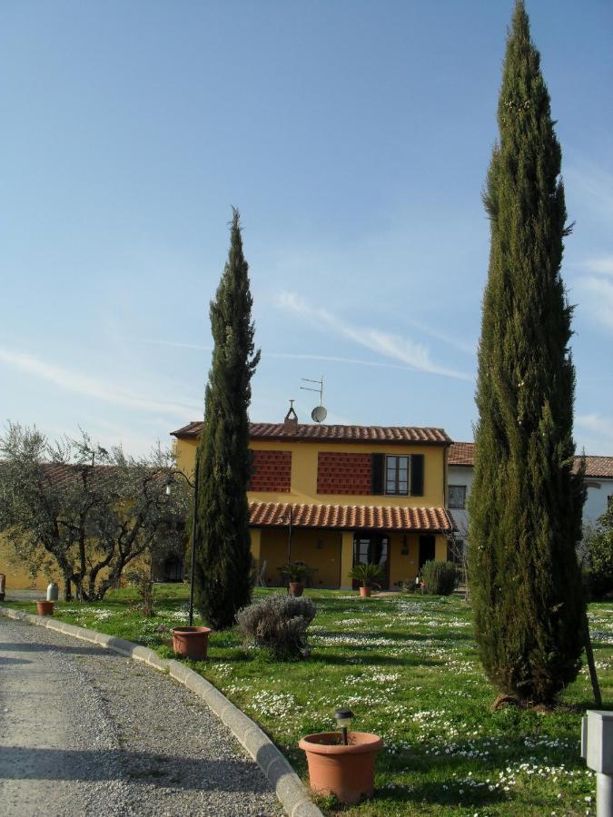 Agriturismo Tori 2 Montecarlo Exteriör bild