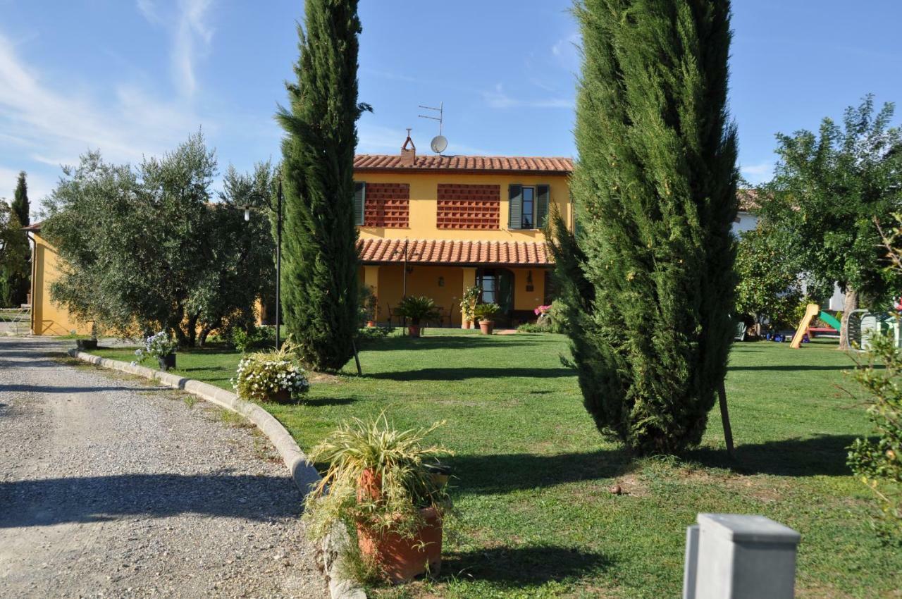 Agriturismo Tori 2 Montecarlo Exteriör bild