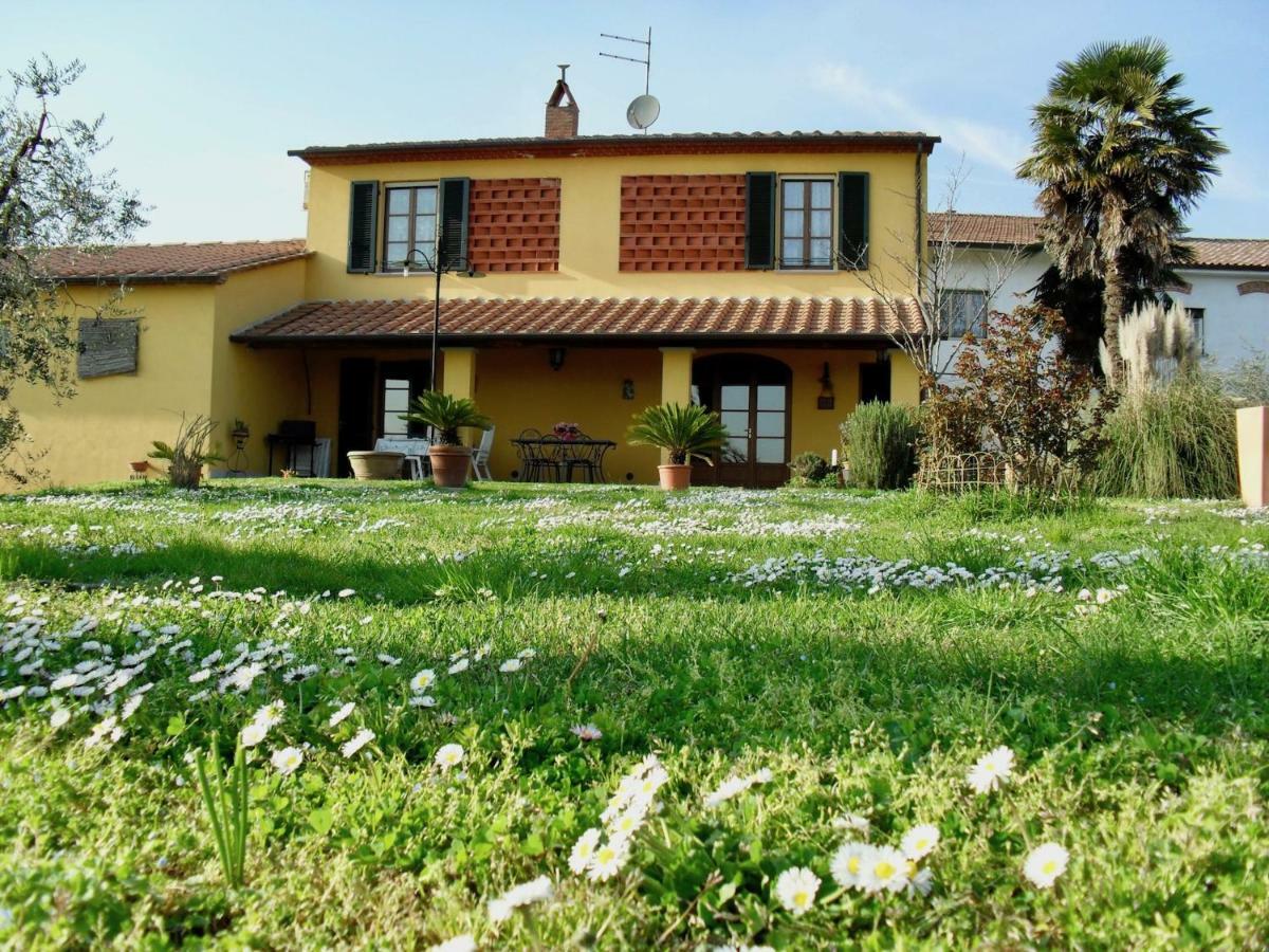 Agriturismo Tori 2 Montecarlo Exteriör bild